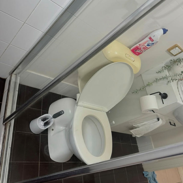 we specialize in high-quality cleaning services