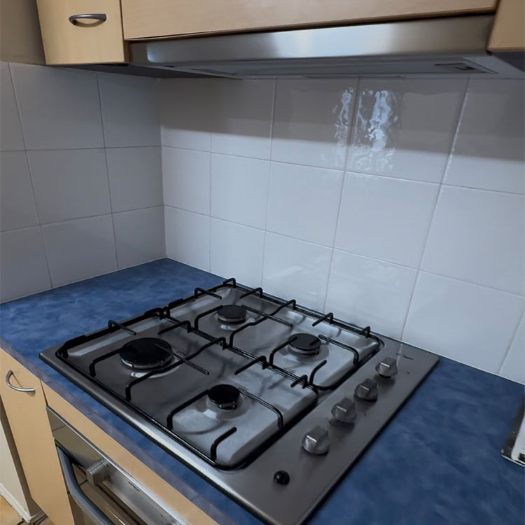 we specialize in high-quality cleaning services